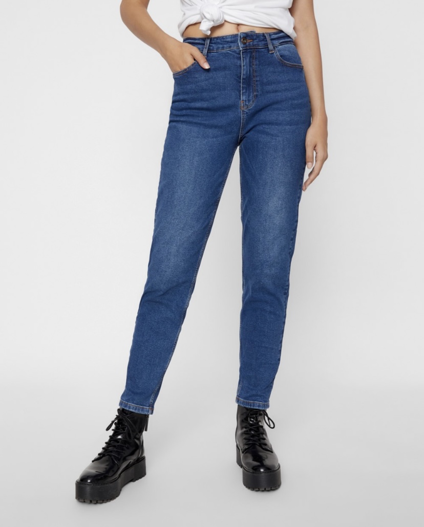 PCKESIA MOM ANKLE JEANS