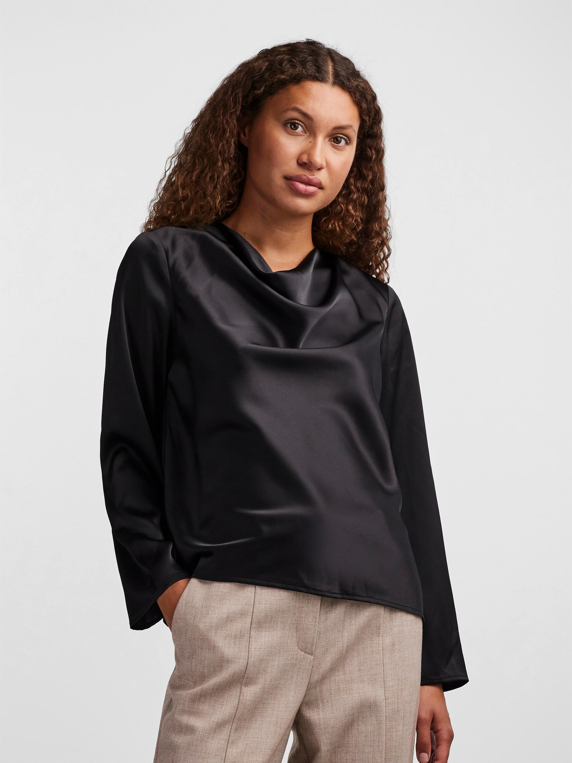 YASELMI TOP
