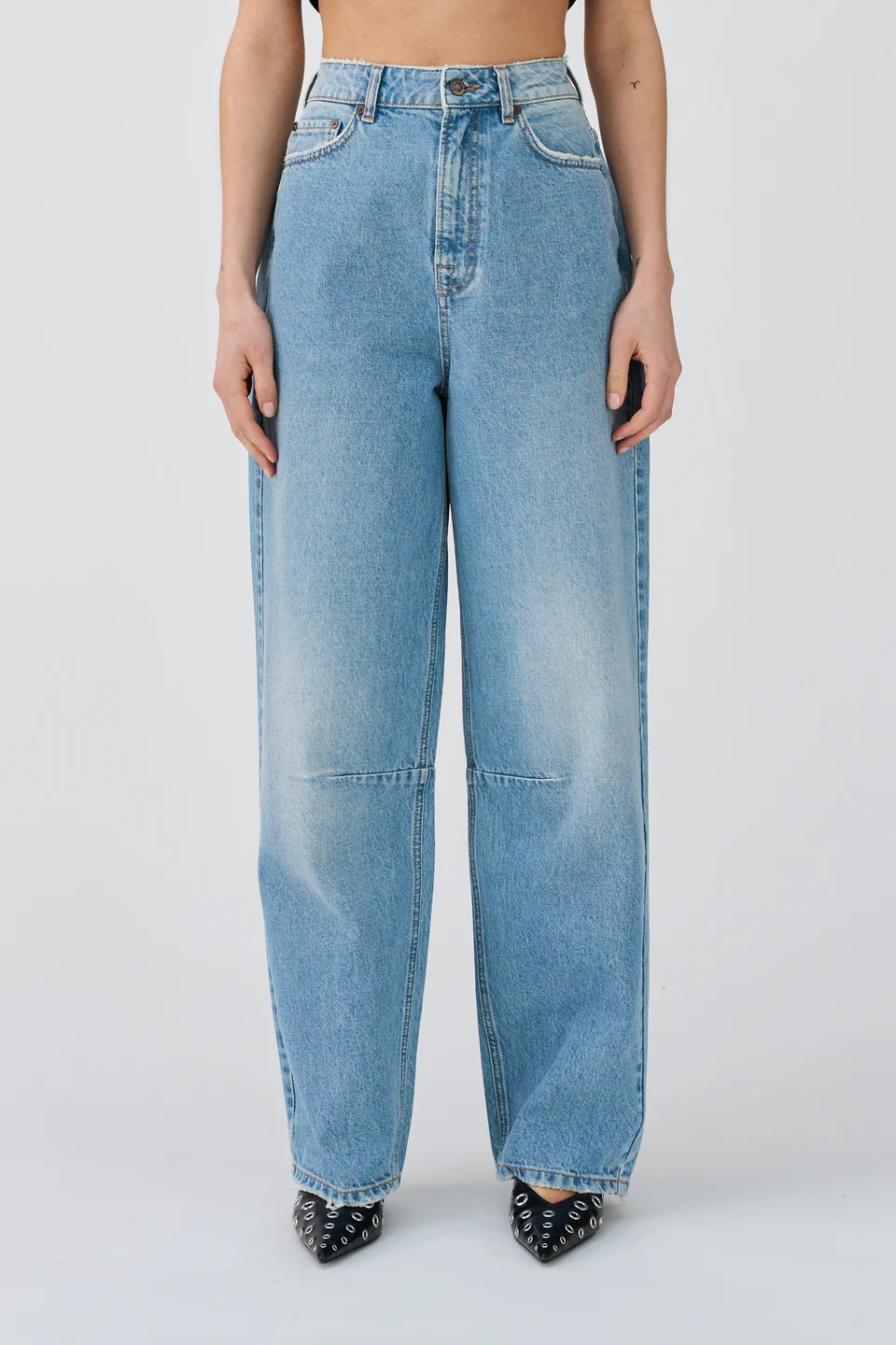 JANICE SLUNG JEANS