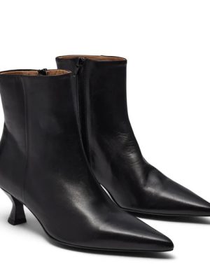 WILMA BOOTS