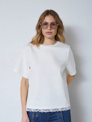 EVICC LACE TEE