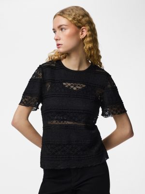 PCMIRO LACE TOP