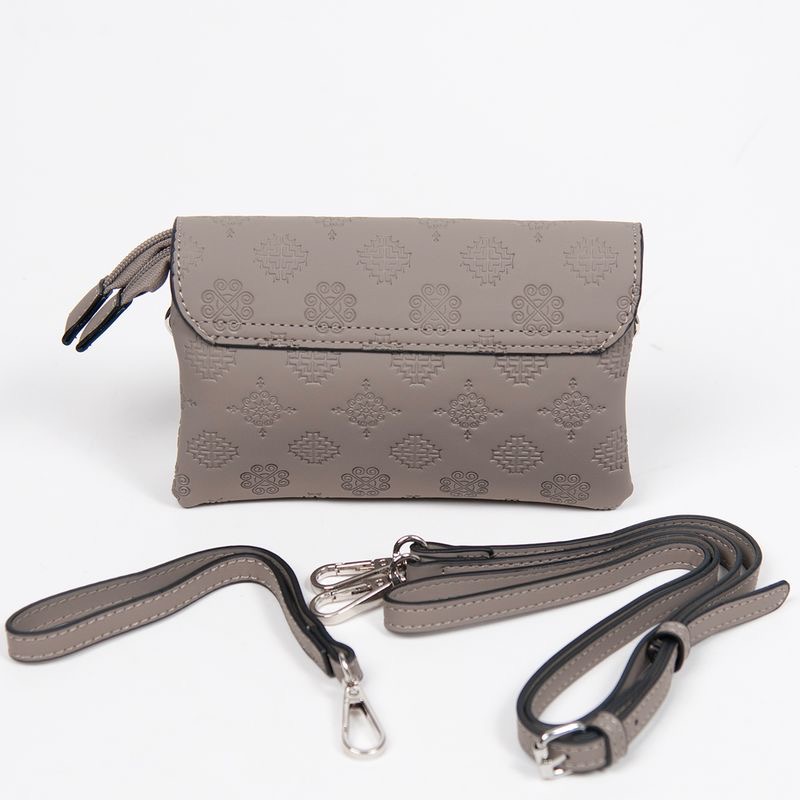 DANIELLA CLUTCH