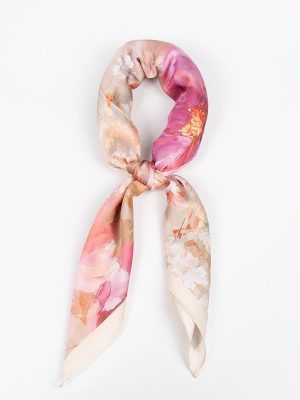SMALL PRINTED SCARF