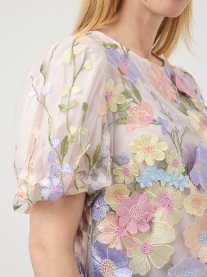 YASFLOWERING TOP