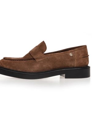 THE BEAUTY LOAFER