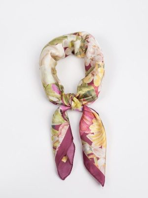 SMALL PRINT SCARF