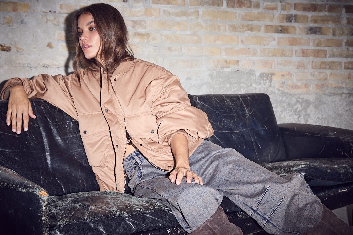 BAILEY ZIPPER BOMBER JACKET
