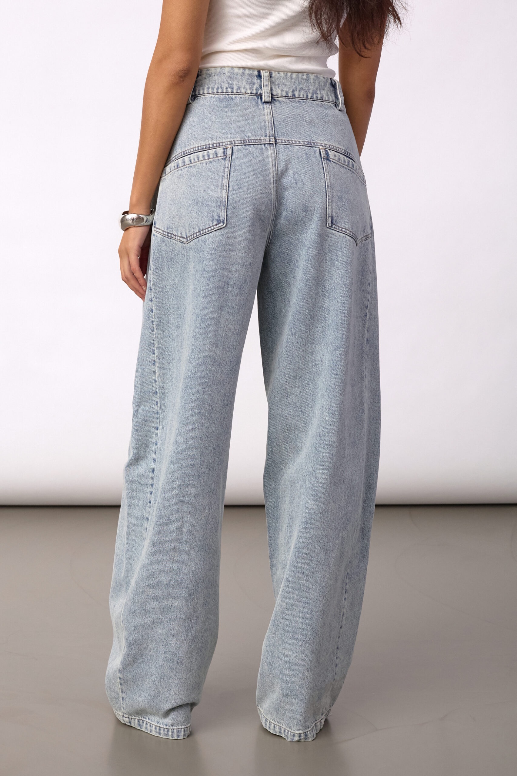 JACKSONCC BARREL JEANS